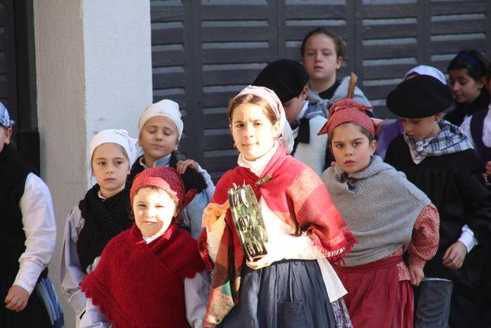 Gabon eskea eta olentzero 2015 48 1450964182888