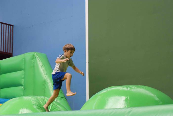 Saltoka eta jolasean pasatu  46 1660043087123