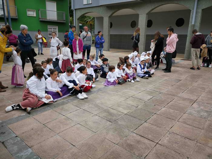 Irura, dantzari txiki eguna 5 1557575352176