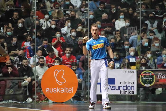 Azkeneraino borrokatuz lortu 21 1649016642414