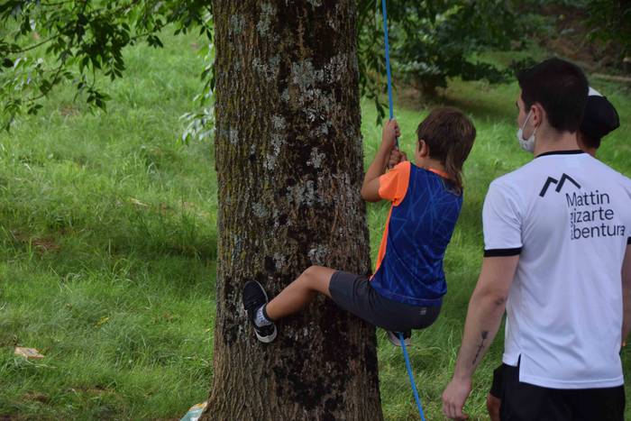 Konkis txiki egin dute Zizur 11 1628934861761