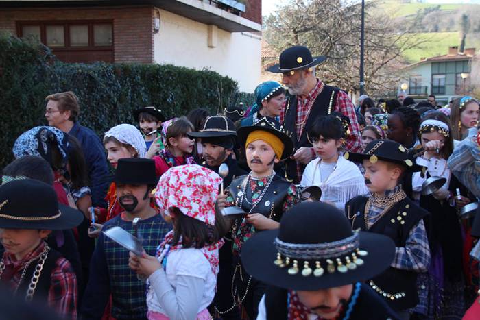 Iritsi dira kaldereroak Zizu 11 1487348257237