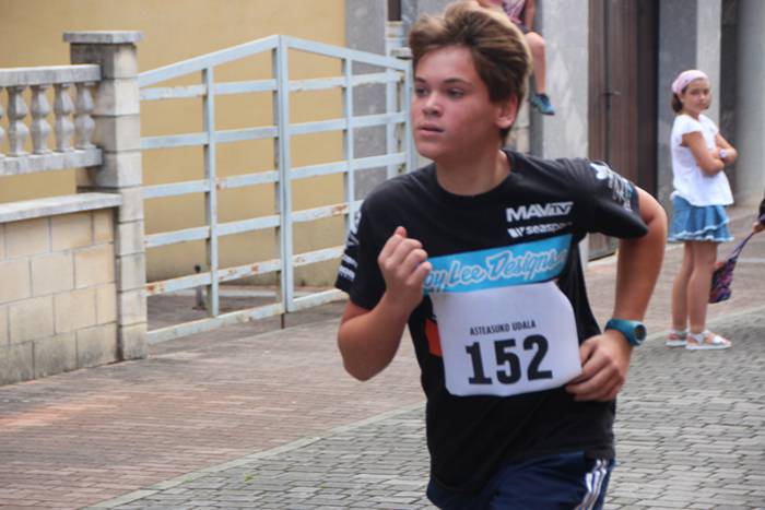 Asteasu San Pedro jaiak haur 110 1498652491780