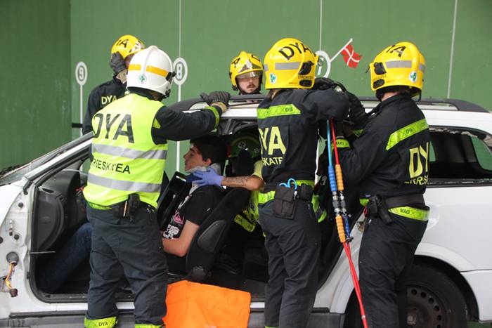 Erreskate lanetan aritu dira 36 1501937684669