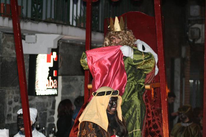 VILLABONAKO ERREGE MAGOEN DESFILEA 2017 31 1483976136536