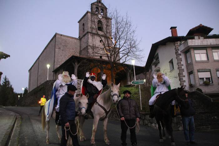 Amezketa errege magoak 2017 5 1483642962466