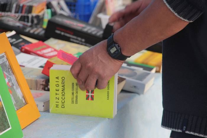 Herritarren salerosketarako  15 1509290289762