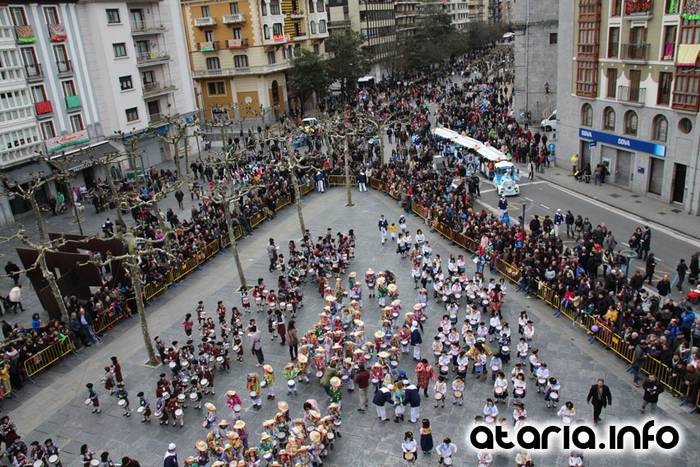 Zaldunita bezperako haur danborrada 81 1454785359969