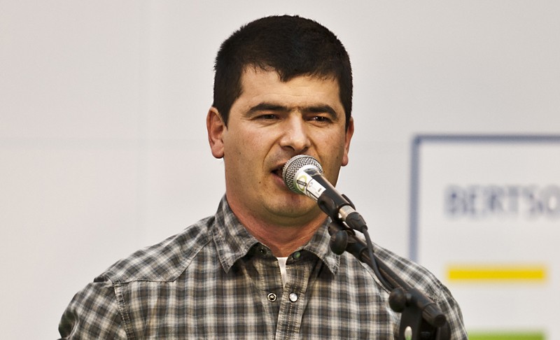 "Txapelketan bertsoaldi polit batzuk uztea gauza ederra da"