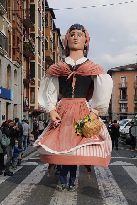 Babarrunaren aitzakian, Eusk 8 1511017351440