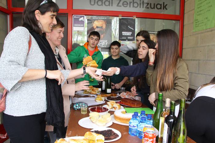 Gazte izateak ez duelako adi 5 1523733280263