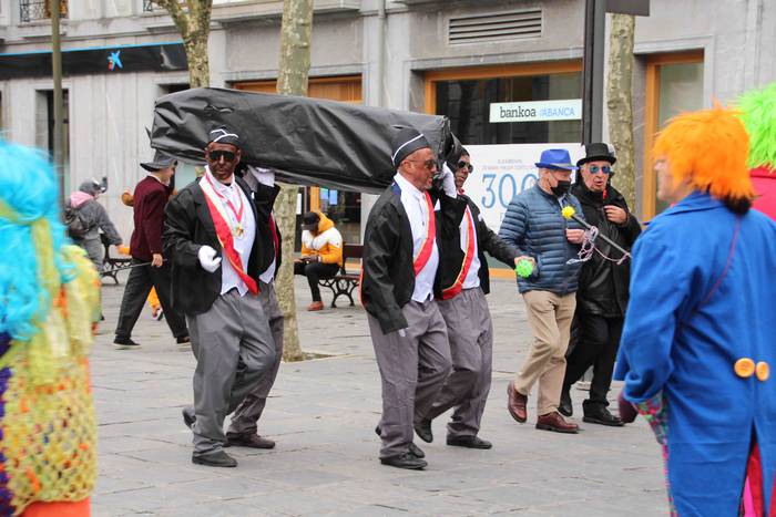 Konpartsa eta mozorroak Zald 12 1645972614196