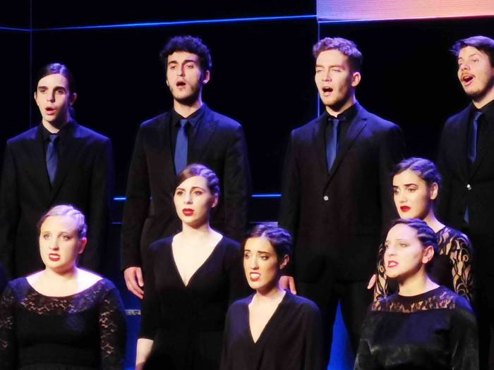 Batavia Madrigal Singers, ik 14 1572636820327