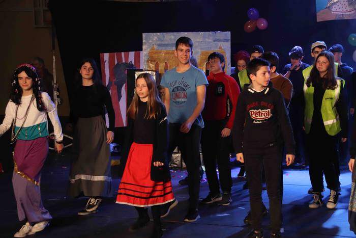 Ipuinei bertsio berria 70 1582219213495