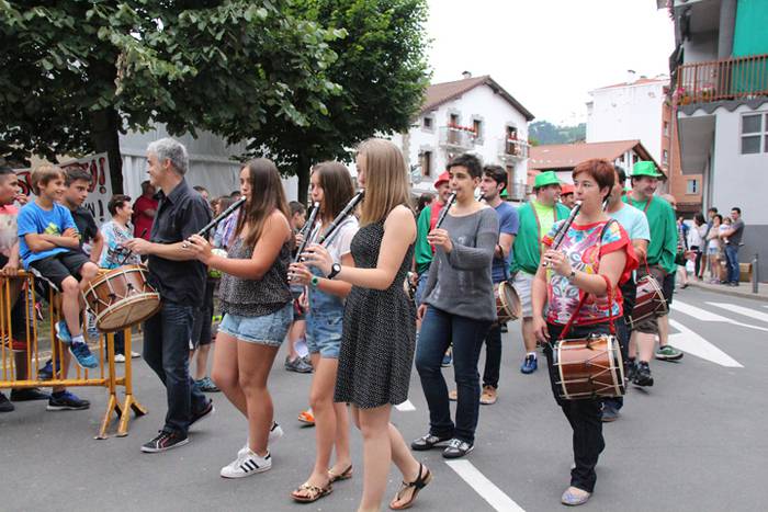 Hasi dira Asteasuko festak 2016 1 1467140326262