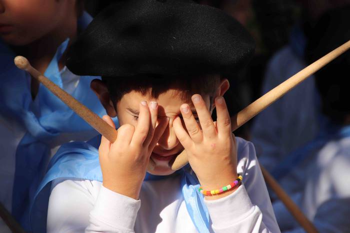 Danbor hotsek esnatu dute au 19 1572095558712