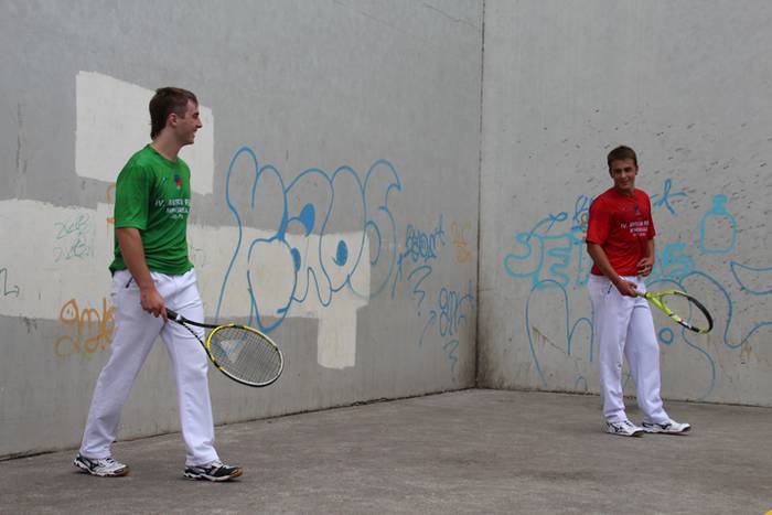 Denetarik festen lehen arratsaldean 11 1469381349085