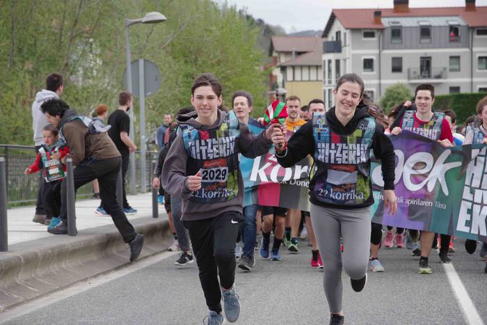 korrika, furgonetatik, Anoet 47 1649421143090