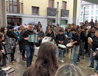 Loatzoko eta Vilafranca del Penedeseko musikarien saioa