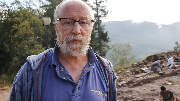 «Basagainen burdinagatik jarri ziren bizitzen»