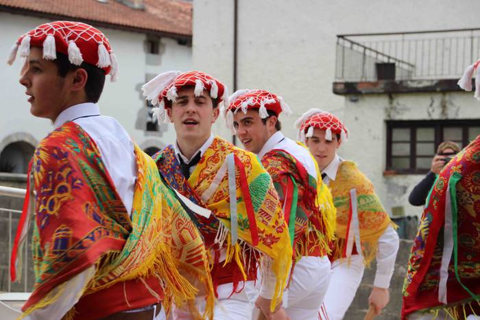 Lo zegoena, esnatu dute Abal 29 1551613709947