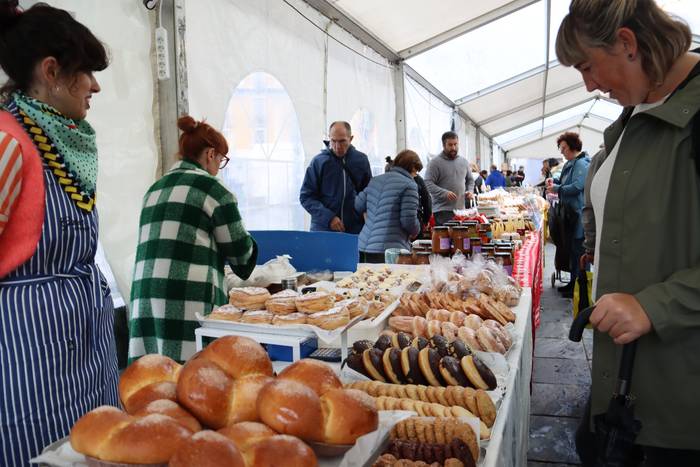 Urtea amaitu aurreko lau azoka berezien datak, finkatuta
