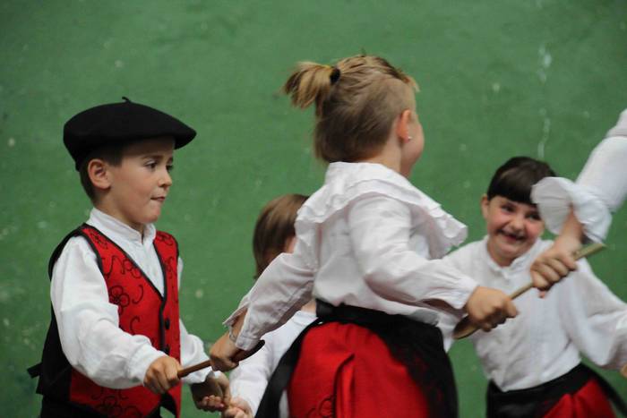 Aterpetik heldu dira saninaz 12 1564229641135