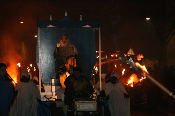 VILLABONAKO ERREGE MAGOEN DESFILEA 2017 7 1483976000905