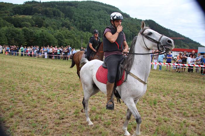 Zaldiak lasterka, gazteak desafioan 24 1472406649314