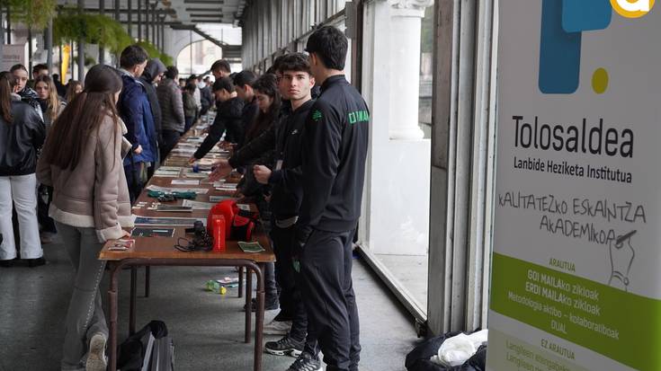 Ikasleen sormena eta ekintzailetza nagusi, gaur Tolosako Zerkausian