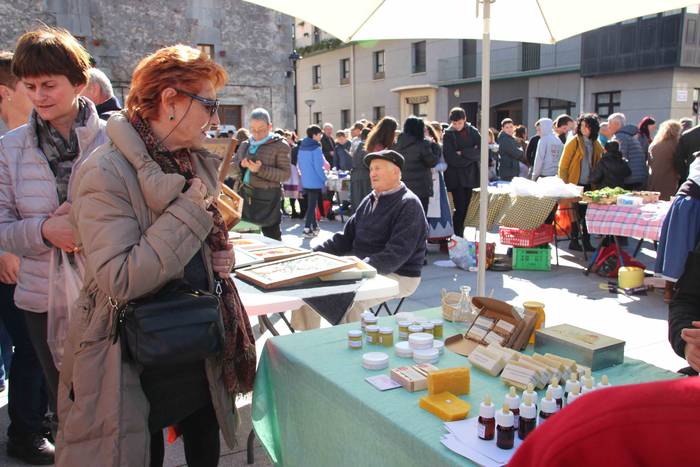 Azoka eguna ospatu dute Bera 38 1541345942647