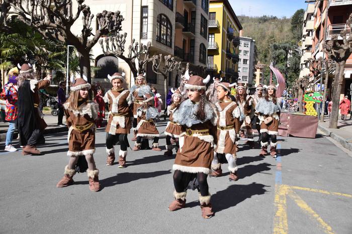 Zaldunita 2019. Karrozak eta 25 1551626287269