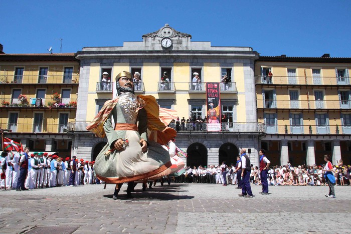 Tradizionaletan tradizionalena - 166