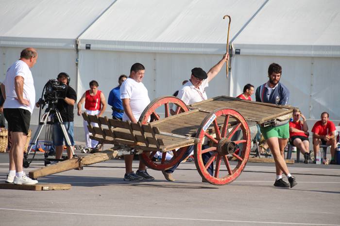 Txapel berdinduena, gipuzkoarren buruan 65 1473085652552