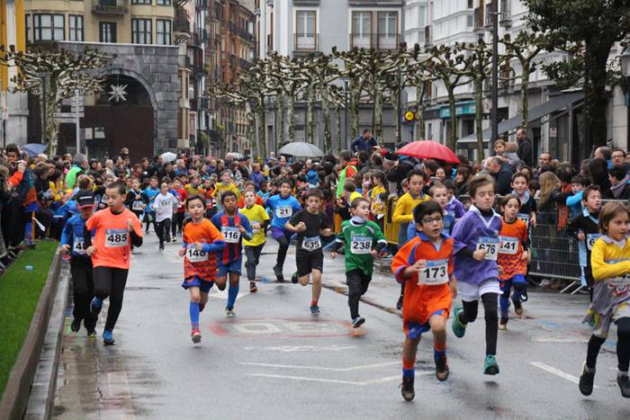 700 haur inguru XXXI. Ero Et 125 1516542619013