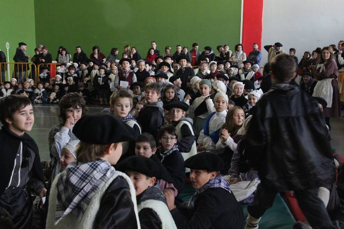 Gabon eskea eta olentzero 2015 74 1450964192843