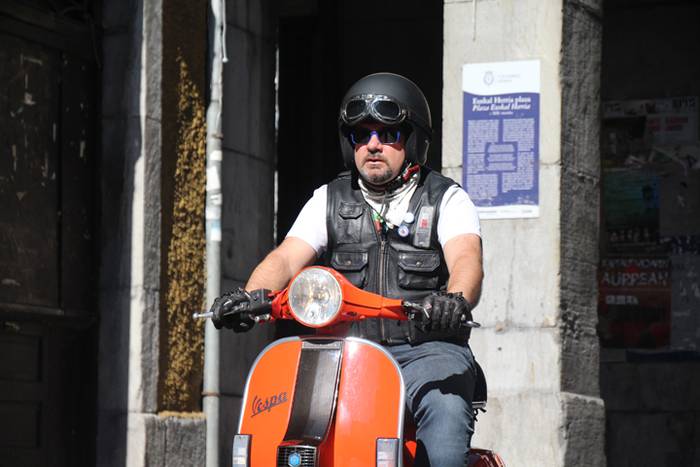 Vesparen gainean Tolosaldean 52 1500196411840