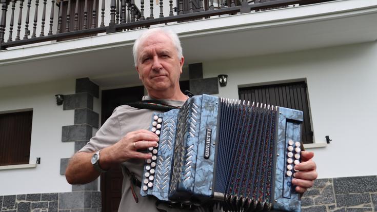 «Gizon fina zen gure aita, langilea, eta beti laguntzeko prest zegoena»