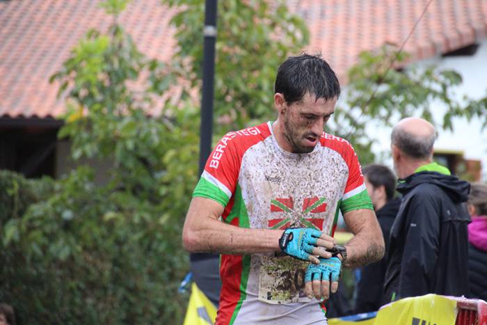 Lokaztuta Amasako XXIV. mendi duatloia 179 1477236843213