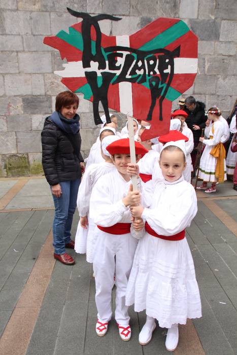 Sueltoan dabiltza 31 1521909918123