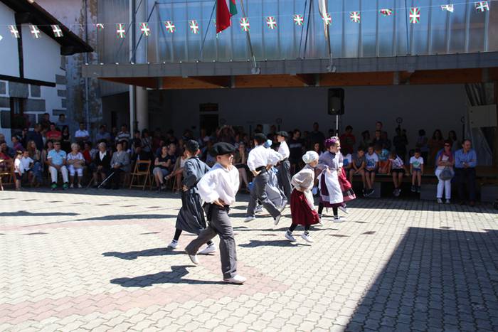 GOIAZKO ANDRA MARI JAIAK 201 1 1502631487981