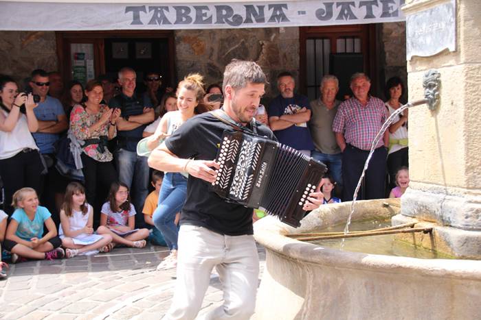 Muskerraren eguna Asteasun 73 1495373664395