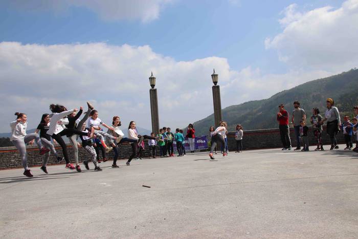 Korrikaren erritmora Alkizan 39 1555081404223