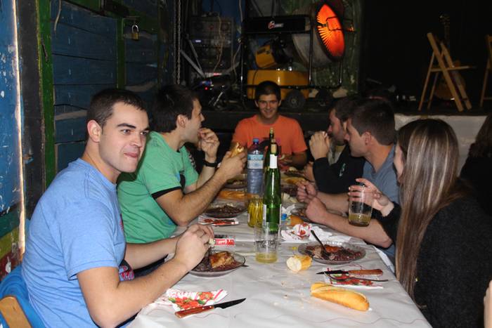 Alegiko gaztetxea urteurrena 2015 5 1449937381206