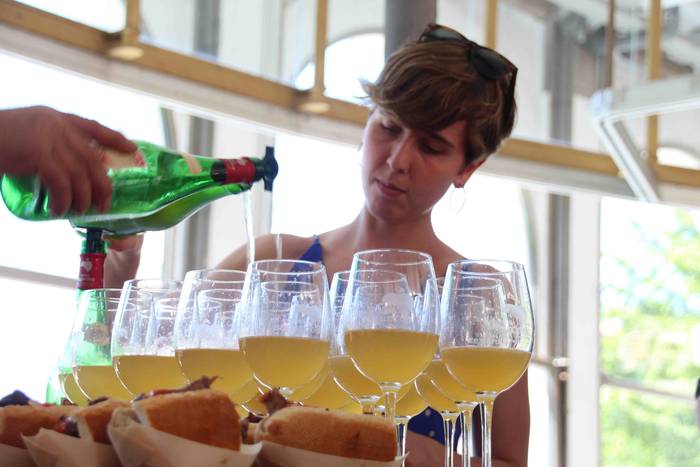 Irene Caminos omendu dute, B 24 1559403886880