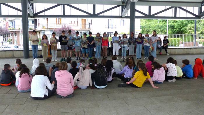 Ipuin solidarioak kontatu di 6 1653644351559