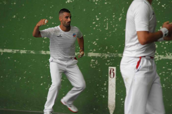 Elola-Etxeberria bikotearent 53 1594495149540