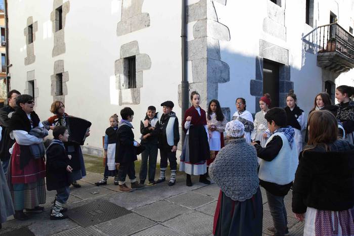 Gabon eguna Amezketan 2019 27 1577196357271