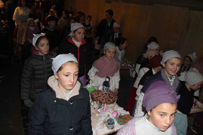 Errege magoen desfilea tolos 35 1546717642357