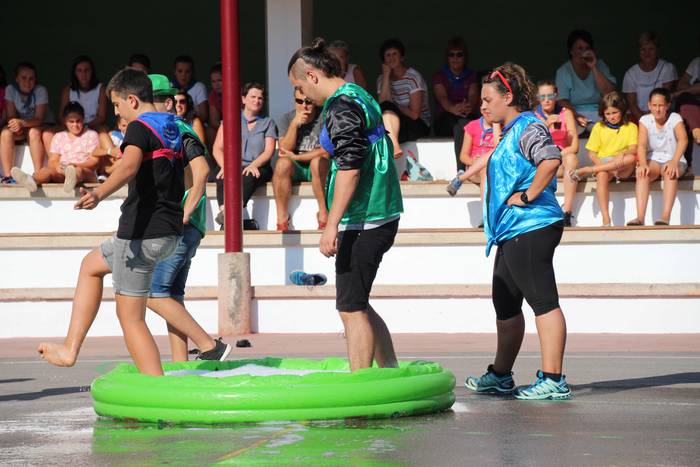 Lehiatik gutxi, festatik ask 11 1534073757732